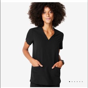 Figs Casma three pocket scrub top